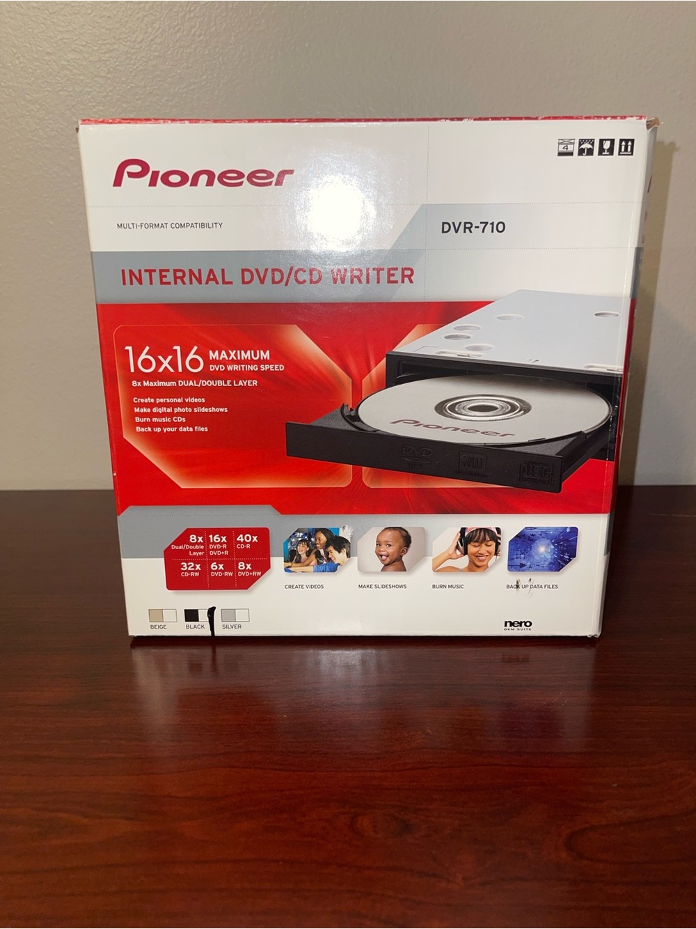 PIONEER Internal DVD/CD Writer Box - Red & White